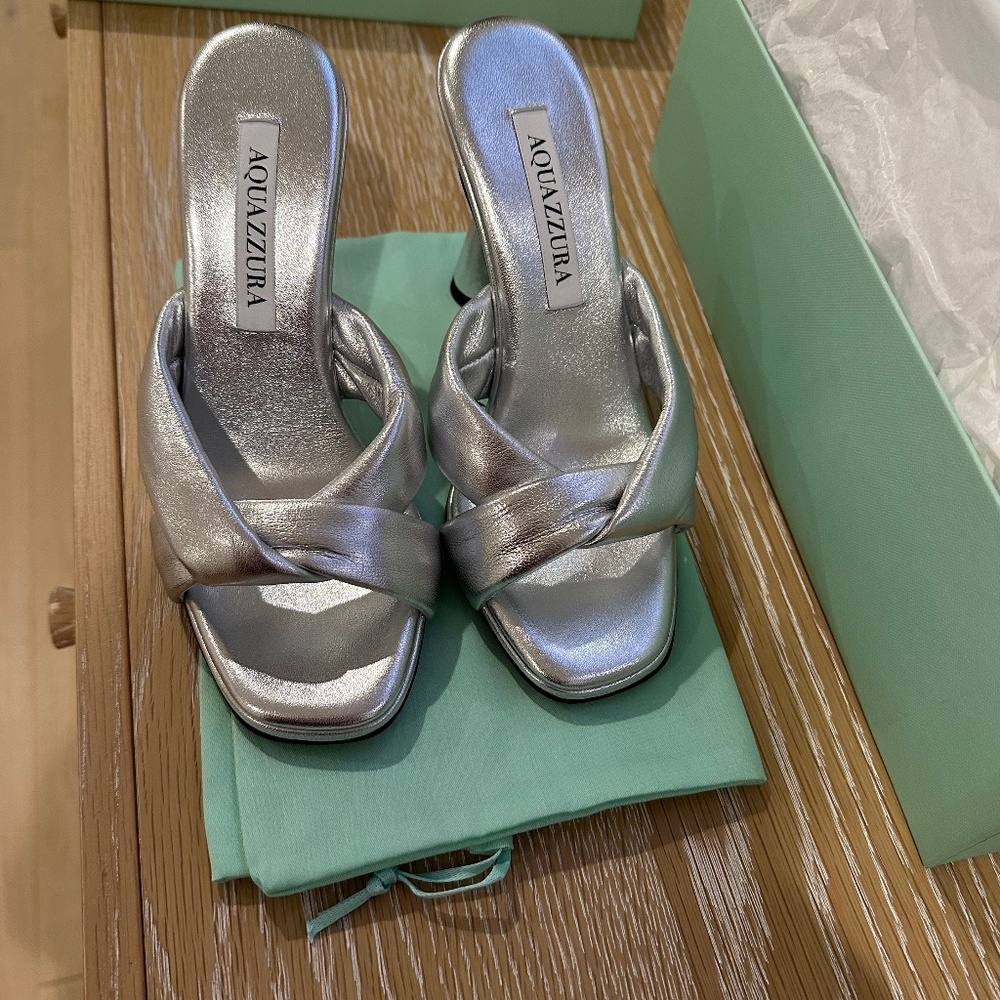 BRAND NEW/NEVER WORN Aquazurra Amore Mule 95 — Size 5.5 - Picture 3 of 5